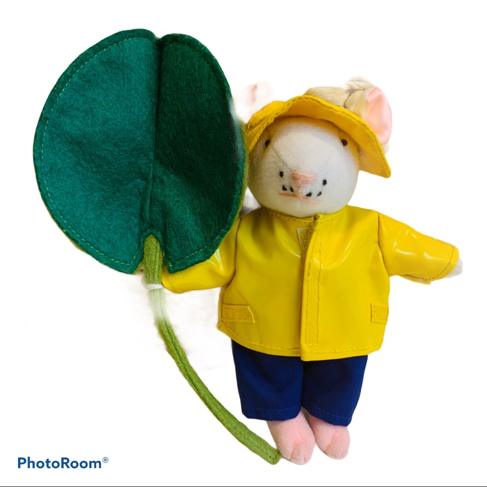 Stuart Little Style Plush Mouse In Rain Jacket 6”